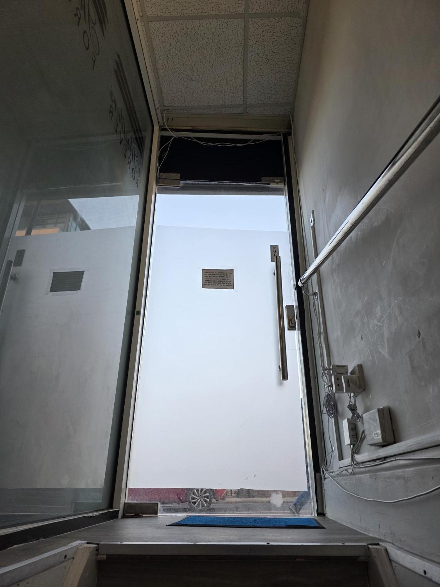 Spacious 3-bedroom Near Stratford, 1 Minute From Train Station Londra