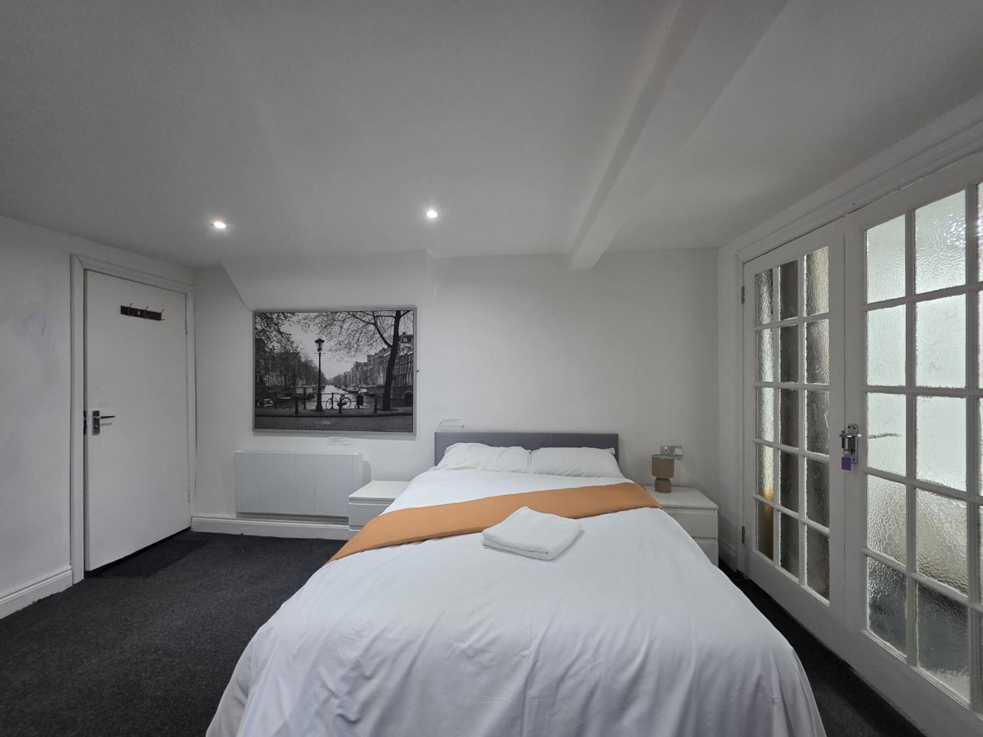 Appartamento Spacious 3-bedroom Near Stratford, 1 Minute From Train Station