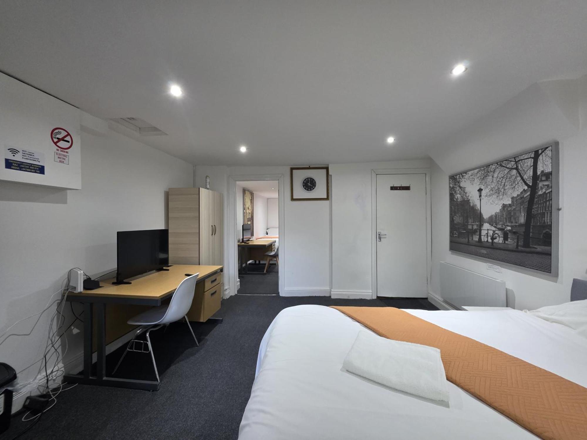 Appartamento Spacious 3-bedroom Near Stratford, 1 Minute From Train Station