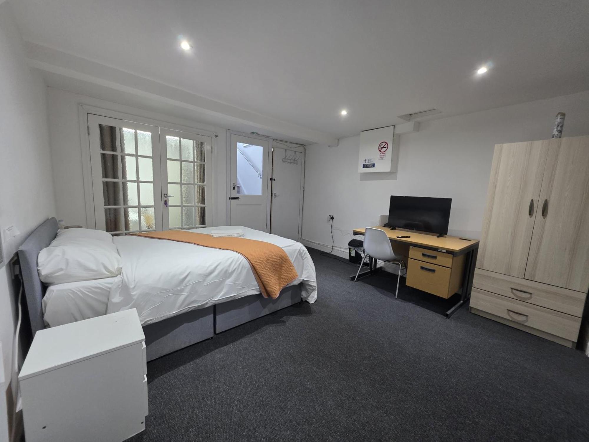 Appartamento Spacious 3-bedroom Near Stratford, 1 Minute From Train Station *